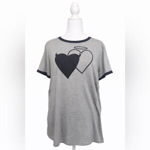 Torrid Classic Fit Gray & Navy Graphic Heart Ringer Tee Size 2 (2X)